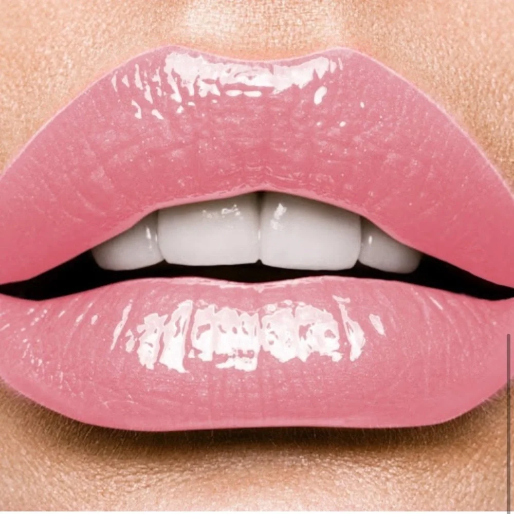 Karity “Zahava”‎ The Gloss – High-Shine Lip Gloss (Pink Nude)